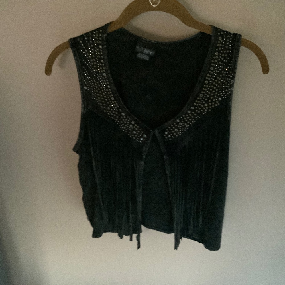 Daytrip Cropped Fringe Vest